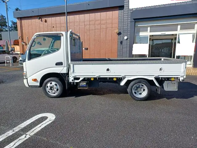 トヨタ トヨエース 小型 平ボディ  H27の中古トラック画像3