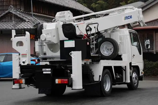 いすゞ エルフ 小型 高所・建柱車 建柱車 の中古トラック画像3