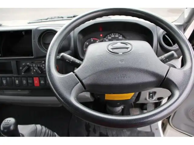 日野 デュトロ 小型 平ボディ パワーゲート 床鉄板の中古トラック画像9