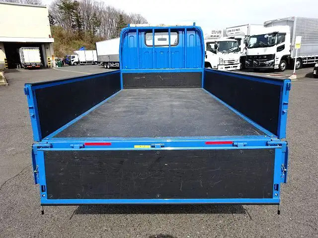 三菱 キャンター 小型 平ボディ 2RG-FBAV0 R5の中古トラック画像4