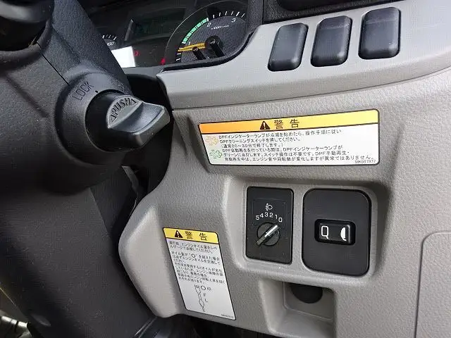 三菱 キャンター 小型 平ボディ 2RG-FBAV0 R5の中古トラック画像14