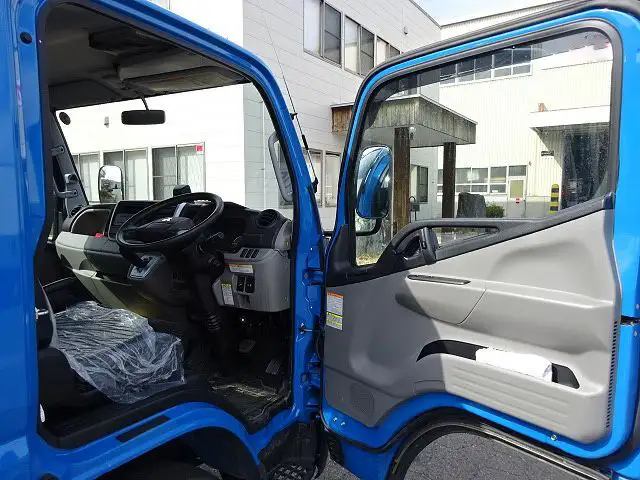 三菱 キャンター 小型 平ボディ 2RG-FBAV0 R5の中古トラック画像7