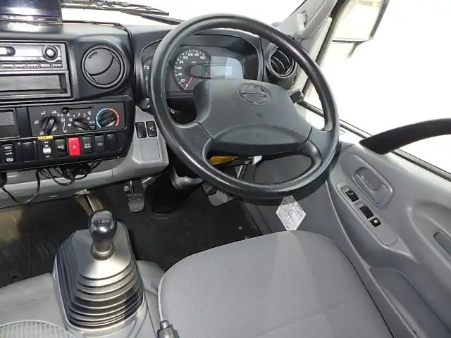 日野 デュトロ 小型 タンク車 バキューム TKG-XZU600Mの中古トラック画像11