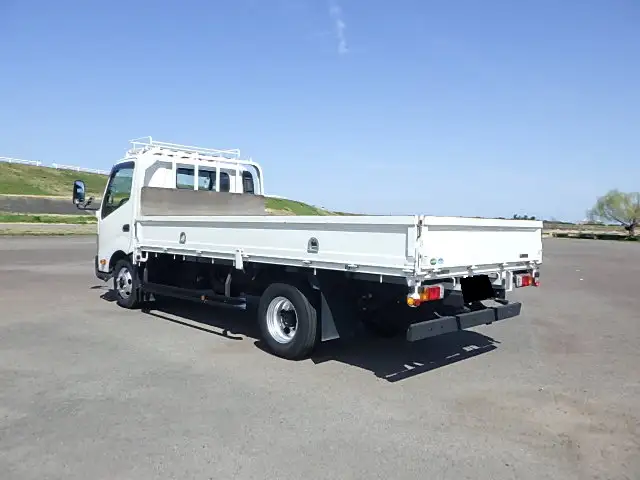トヨタ ダイナ 小型 平ボディ TKG-XZU710 H28の中古トラック画像4