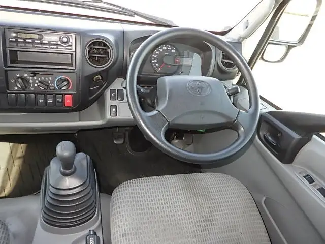 トヨタ ダイナ 小型 平ボディ TKG-XZU710 H28の中古トラック画像13