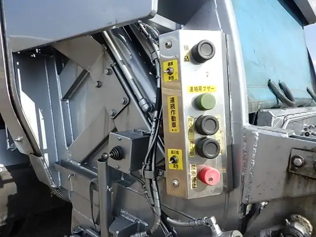いすゞ エルフ 小型 パッカー車 プレス式 SKG-NMR85Nの中古トラック画像11