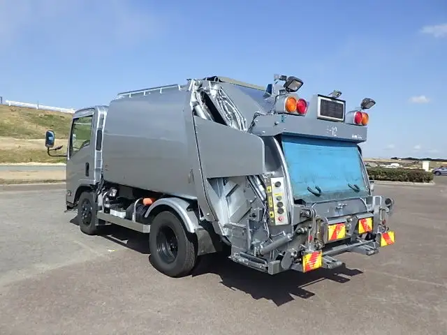 いすゞ エルフ 小型 パッカー車 プレス式 SKG-NMR85Nの中古トラック画像3