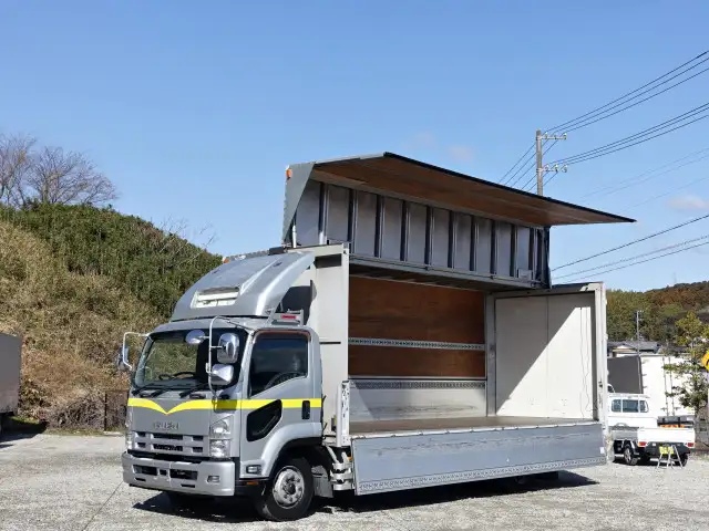 いすゞ フォワード 中型/増トン ウイング パワーゲート エアサスの中古トラック画像1