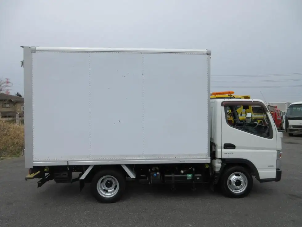 三菱 キャンター 小型 アルミバン TPG-FBA00 H26の中古トラック画像3