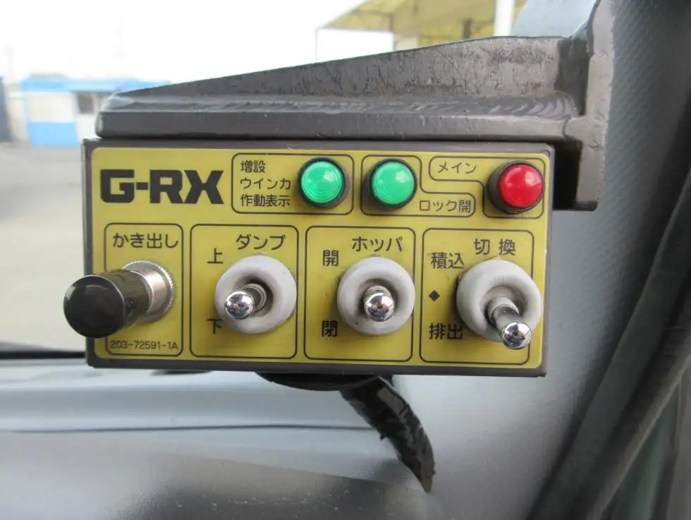 いすゞ エルフ 小型 パッカー車 巻き込み式 回転ダンプ式の中古トラック画像13