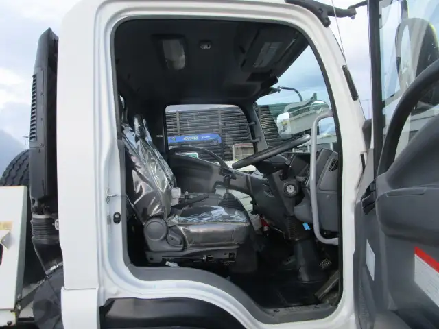いすゞ フォワード 中型/増トン タンク車 散水車 TKG-FRR90S1の中古トラック画像9