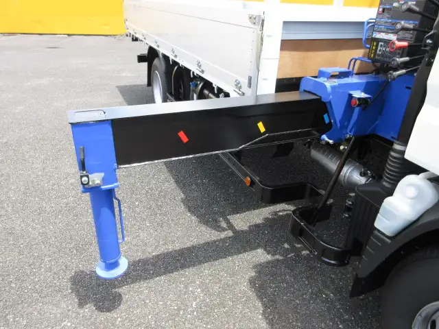 三菱 キャンター 小型 クレーン付 アルミブロック 4段の中古トラック画像10