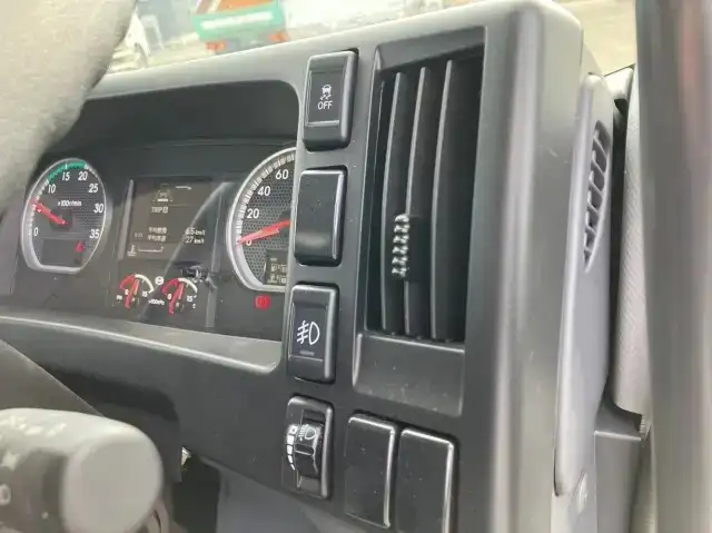 いすゞ フォワード 中型/増トン ダンプ 土砂禁 2RG-FRR90S1の中古トラック画像15