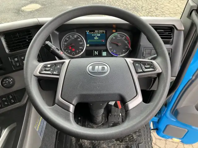 日産UD クオン 大型 トラクター ハイルーフ 1デフの中古トラック画像10