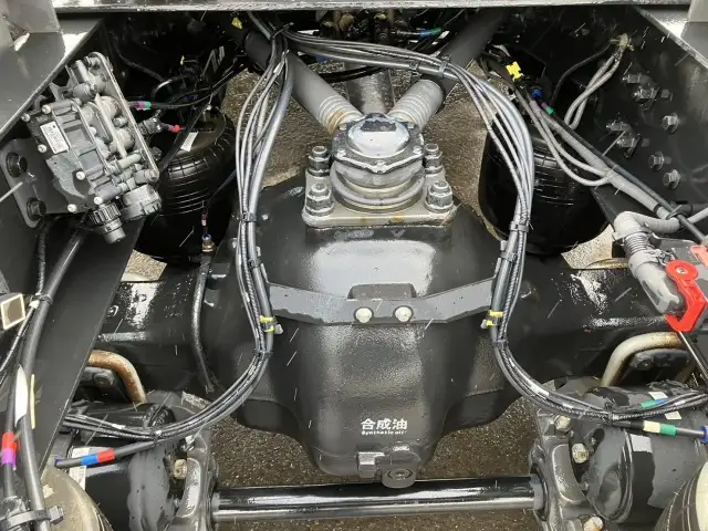 日産UD クオン 大型 トラクター ハイルーフ 1デフの中古トラック画像18
