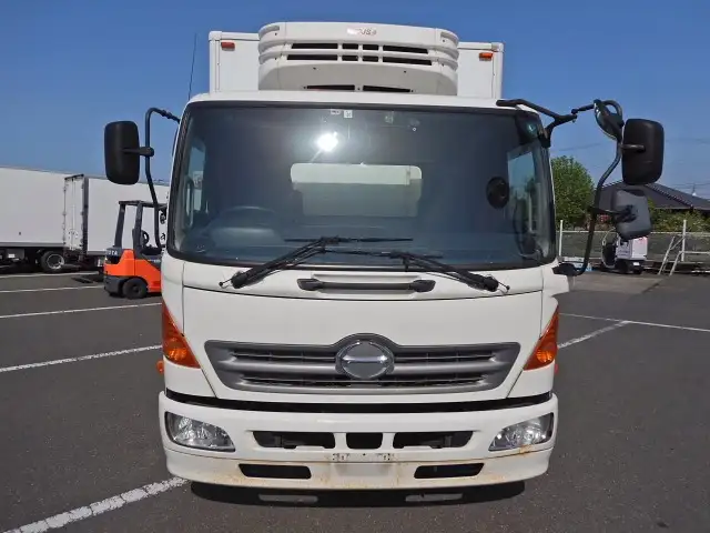 日野 レンジャー 中型/増トン 冷凍冷蔵 パワーゲート TKG-FC9JKAGの中古トラック画像2