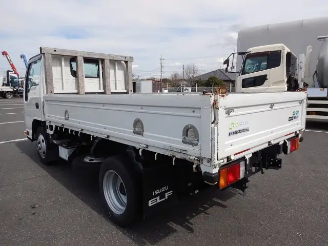 いすゞ エルフ 小型 平ボディ 2RG-NKR88A R3の中古トラック画像3