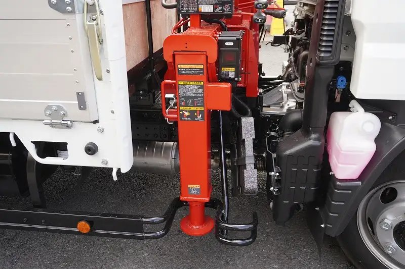 三菱 キャンター 小型 クレーン付 アルミブロック 6段の中古トラック画像9