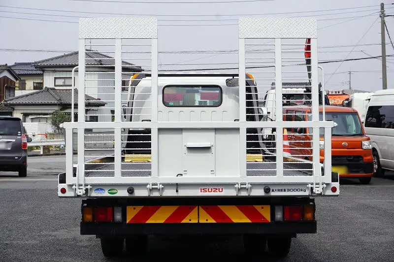 いすゞ エルフ 小型 車両重機運搬 ラジコン ウインチの中古トラック画像3