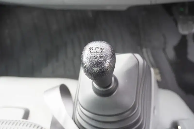 日野 デュトロ 小型 アルミバン パワーゲート TKG-XZU605Mの中古トラック画像14