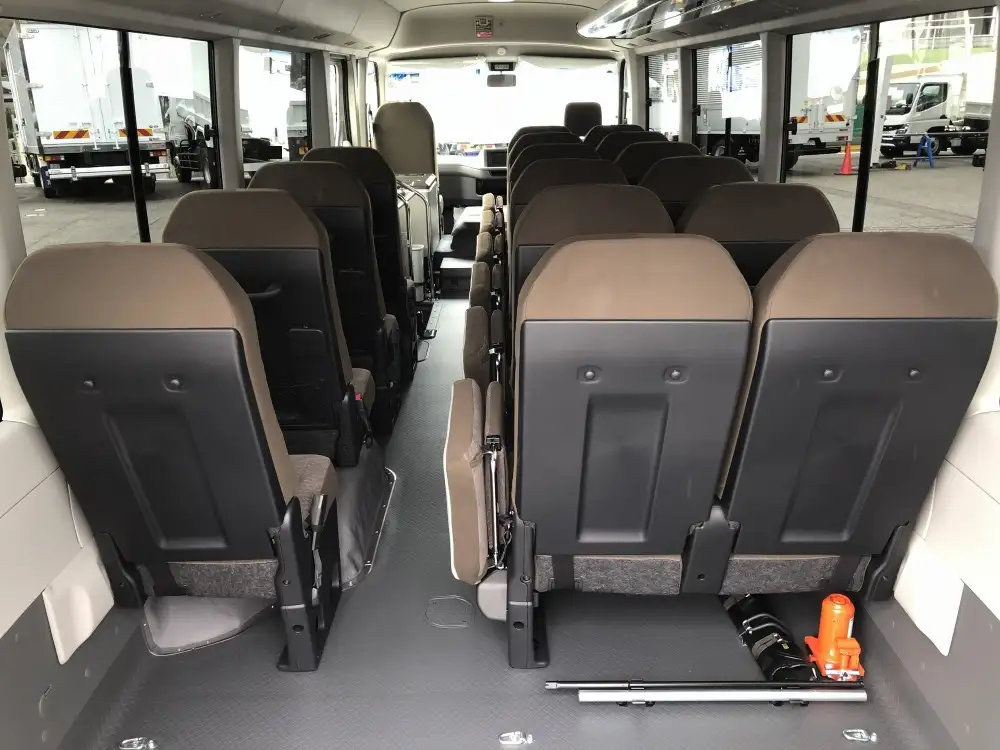 トヨタ コースター 小型 バス マイクロバス 2KG-GDB70の中古トラック画像14