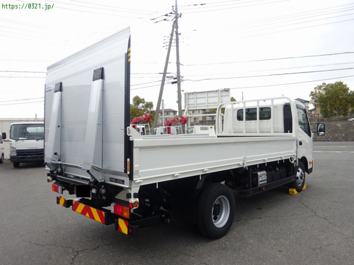 日野 デュトロ 小型 平ボディ ワイドロング 2KG-XZU710M の中古 日野 デュトロ 小型 平ボディ ワイドロング 2KG-XZU710M の中古
