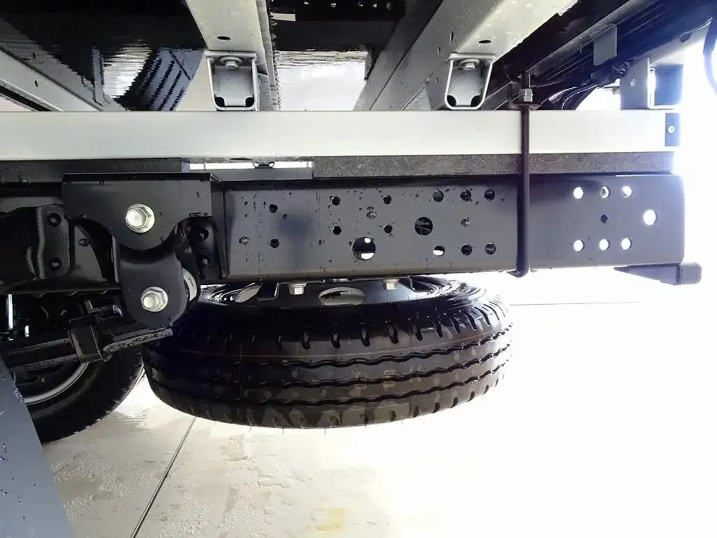 日野 デュトロ 小型 平ボディ Wキャブ 2DG-XZU685Mの中古トラック画像像17