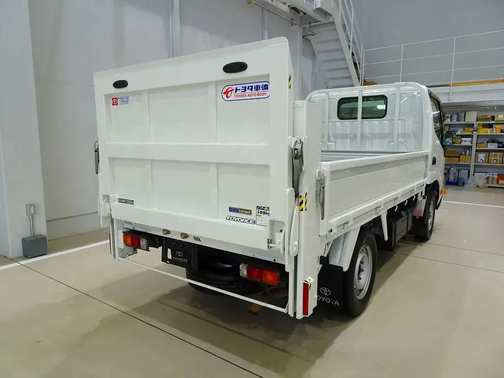 トヨタ トヨエース 小型 平ボディ パワーゲート 床鉄板の中古トラック画像2
