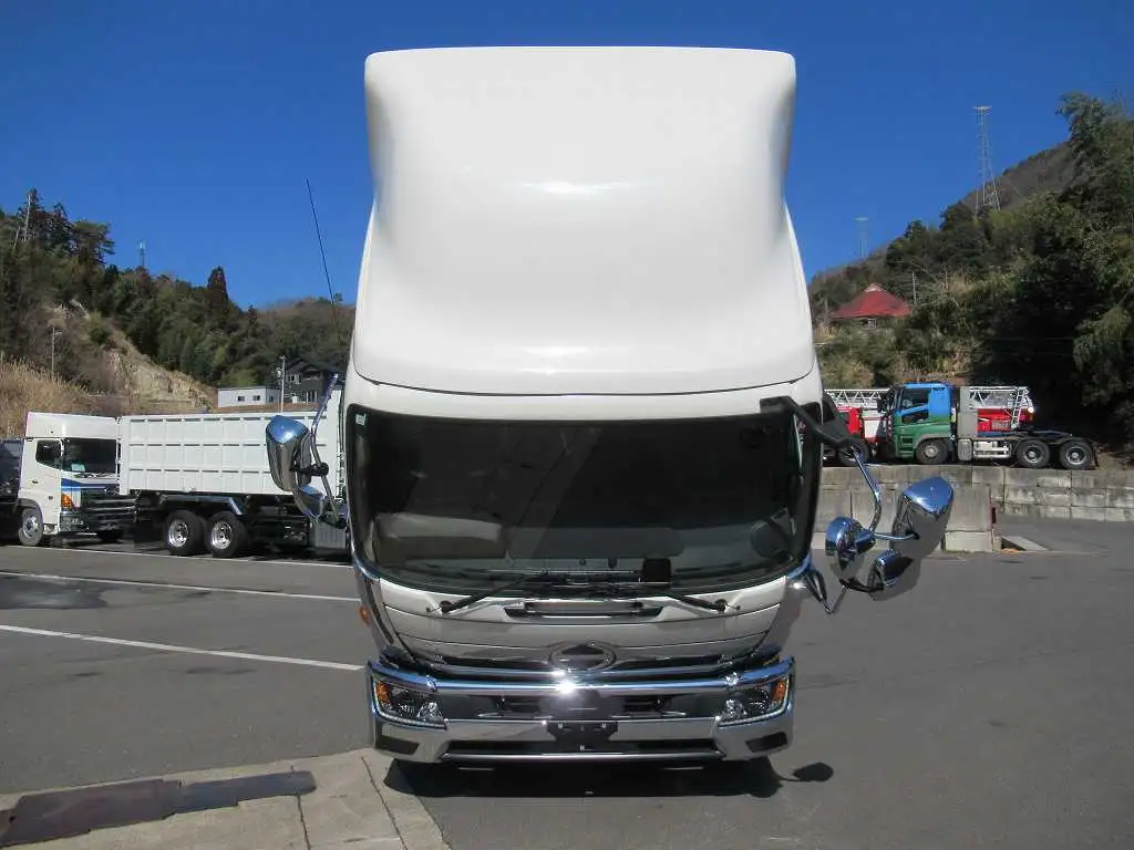 日野 レンジャー 中型/増トン ウイング エアサス ベッドの中古トラック画像9