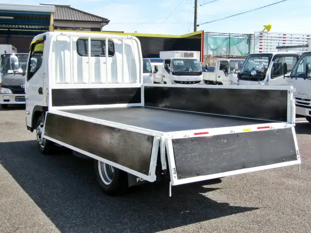 三菱 キャンター 小型 平ボディ 2RG-FBA20 R3の中古トラック画像5