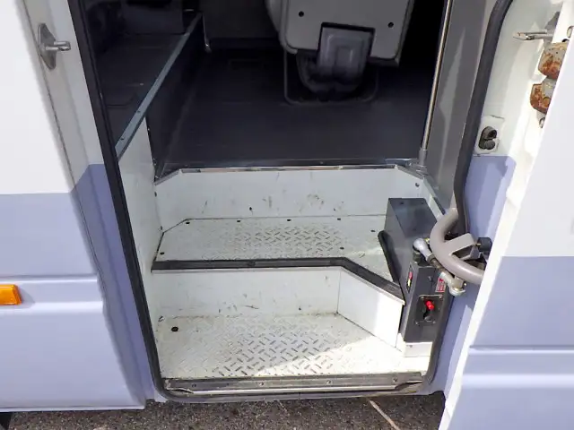 日産 シビリアン 小型 バス マイクロバス PDG-EHW41の中古トラック画像7