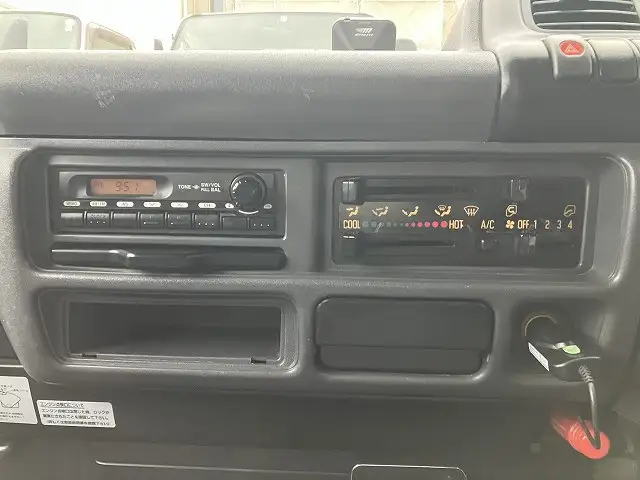 いすゞ エルフ 小型 平ボディ Wキャブ KR-NHR69の中古トラック画像12