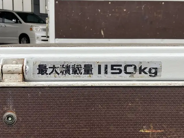 いすゞ エルフ 小型 平ボディ Wキャブ KR-NHR69の中古トラック画像8