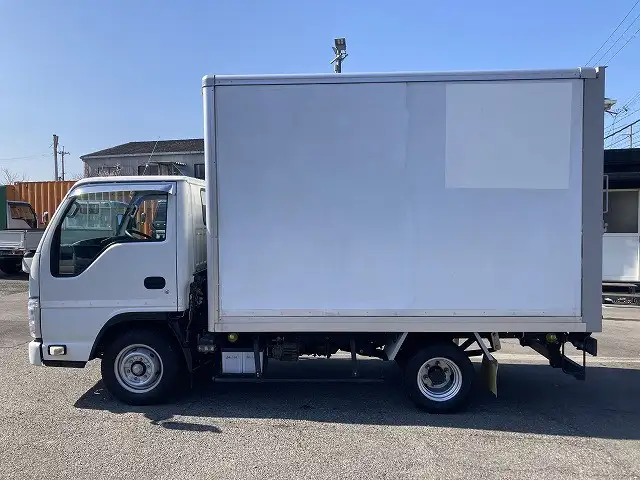 いすゞ エルフ 小型 アルミバン TPG-NHR85AN H31/R1の中古トラック画像4