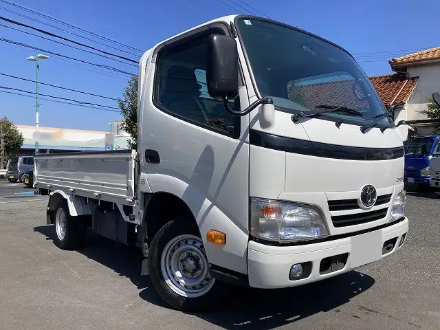 トヨタ ダイナ 小型 平ボディ QDF-KDY231 H28の中古トラック画像3
