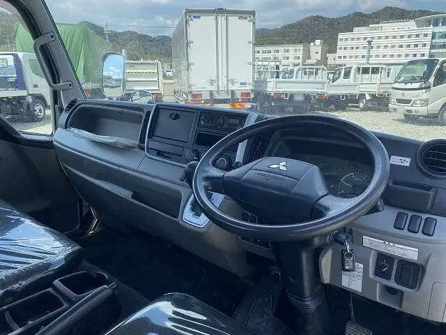 三菱 キャンター 小型 平ボディ TPG-FEB50 H29の中古トラック画像11