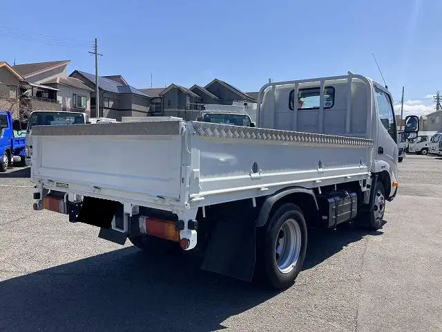 日野 デュトロ 小型 平ボディ 床鉄板 TPG-XZU605Mの中古トラック画像4