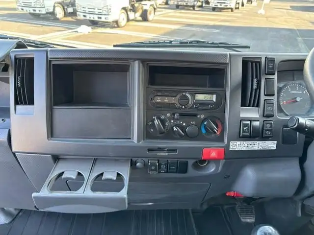 いすゞ エルフ 小型 パッカー車 巻き込み式 回転ダンプ式の中古トラック画像12