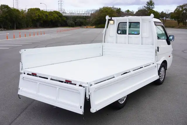 マツダ ボンゴ 小型 平ボディ DBF-SLP2T H30の中古トラック画像5