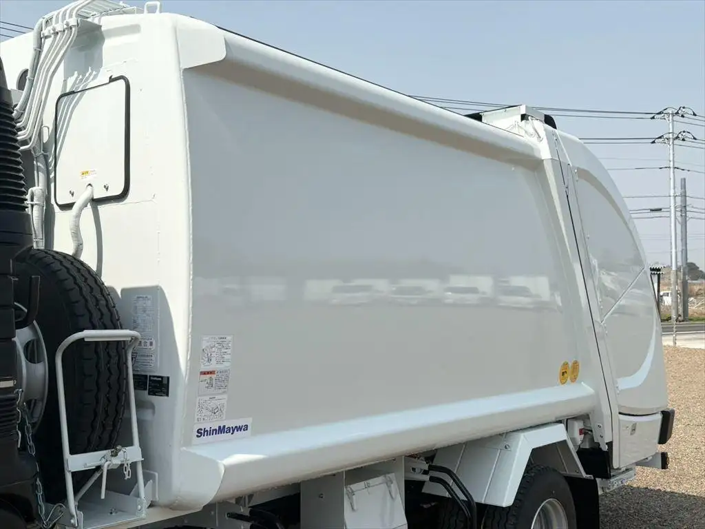 三菱 ファイター 中型/増トン パッカー車 プレス式 2KG-FK72Fの中古トラック画像6