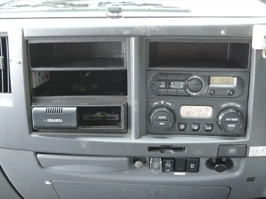 いすゞ フォワード 中型/増トン クレーン付 3段 ラジコンの中古トラック画像15