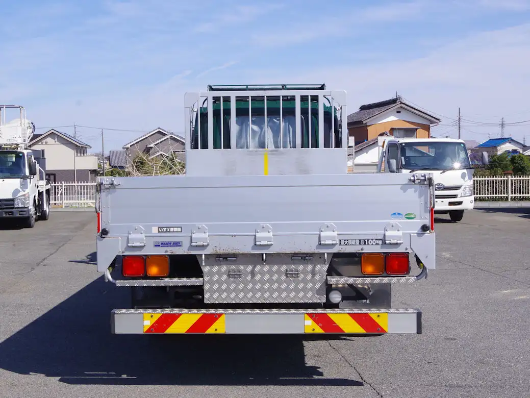 いすゞ フォワード 中型/増トン 平ボディ 床鉄板 アルミブロックの中古トラック画像4