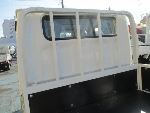 三菱 キャンター 小型 平ボディ Wキャブ 2RG-FBA20の中古トラック画像11