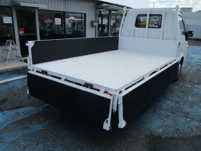マツダ ボンゴ 小型 平ボディ DBF-SLP2T R2の中古トラック画像6
