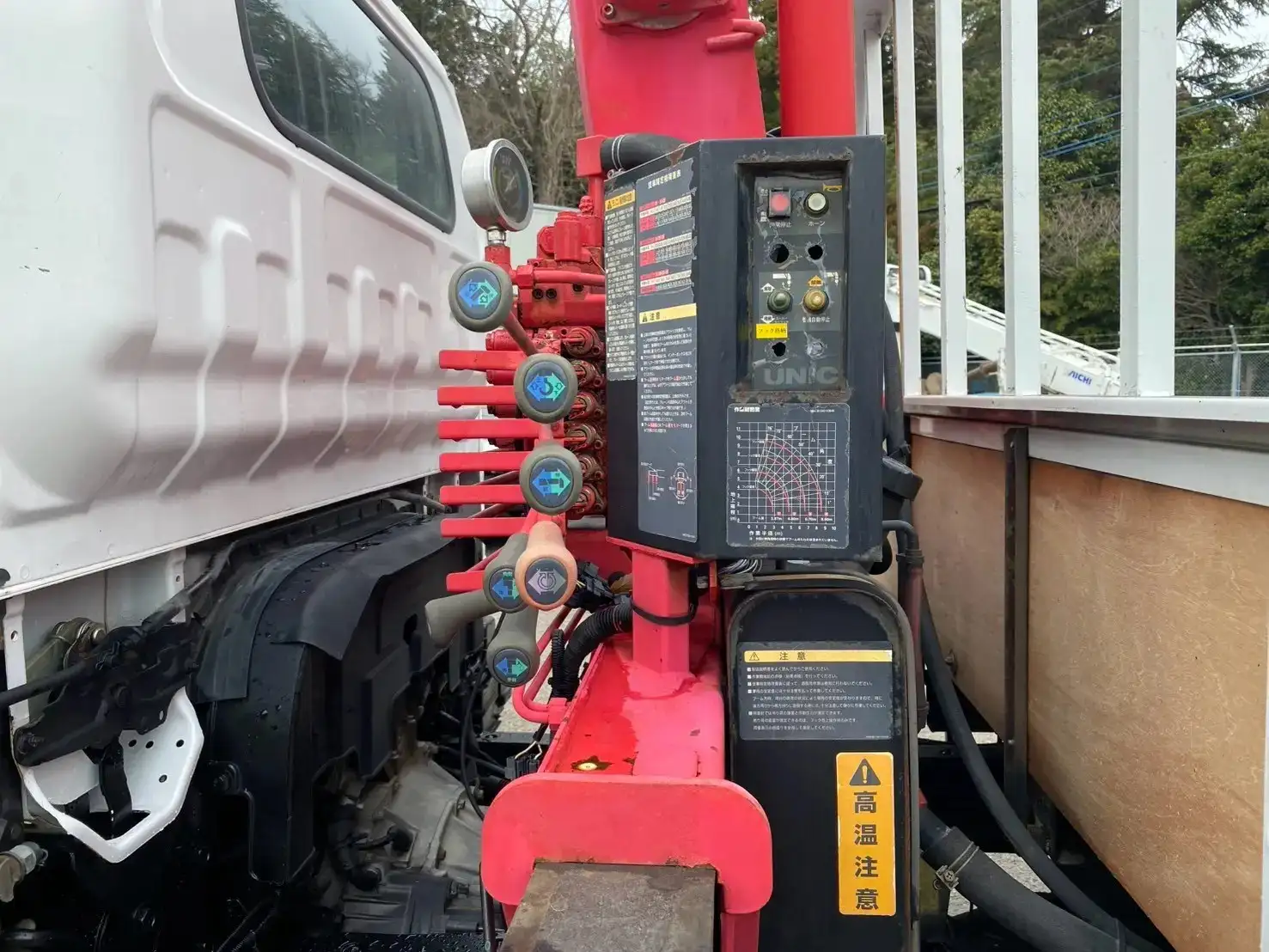 日産 アトラス 小型 クレーン付 4段 ラジコンの中古トラック画像11
