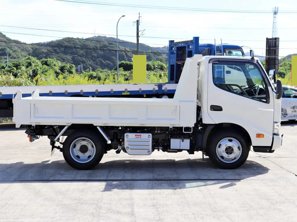日野 デュトロ 小型 ダンプ 2DG-XZU675T R6の中古トラック画像3