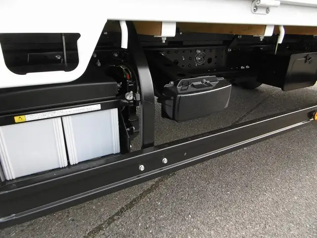 三菱 キャンター 小型 平ボディ 2RG-FEA20 R6の中古トラック画像14