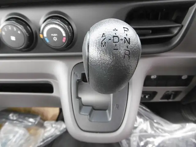 三菱 キャンター 小型 平ボディ 2RG-FBA20 R6の中古トラック画像10