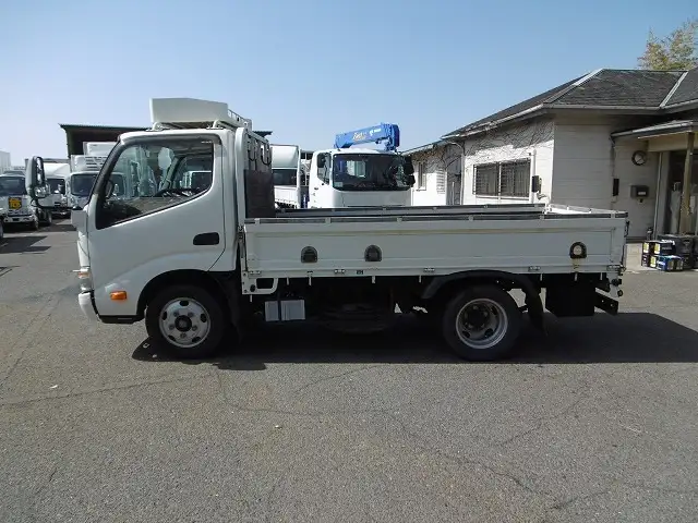 日野 デュトロ 小型 平ボディ TKG-XZU605M H27の中古トラック画像3