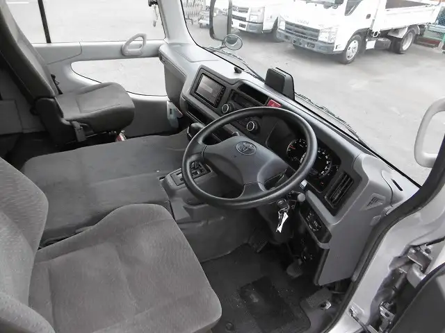 トヨタ コースター 小型 バス マイクロバス 2DG-XZB70の中古トラック画像13
